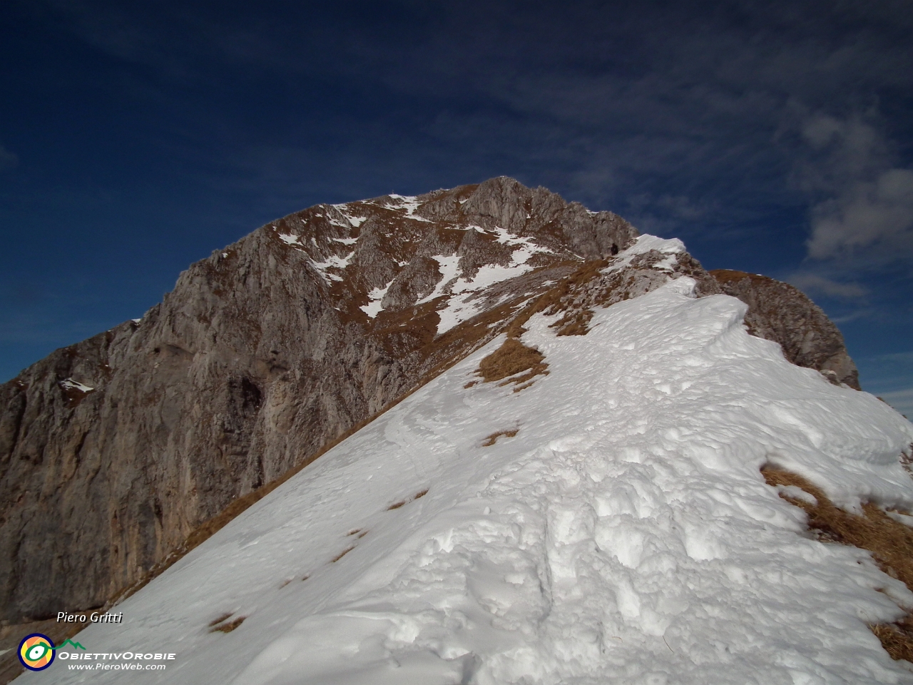 18 cornicette di neve....JPG